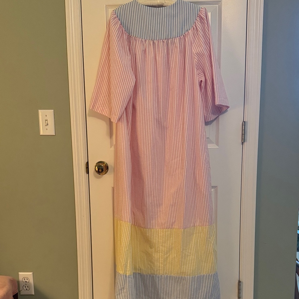Crisp Seersucker Vintage Caftan/House Coat - Picture 6 of 6